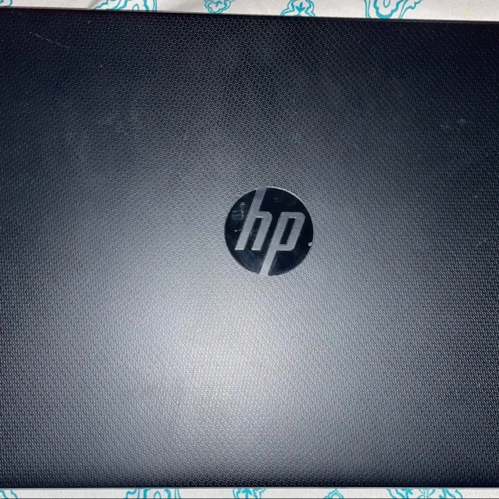 Hp laptop , barely used , good condition